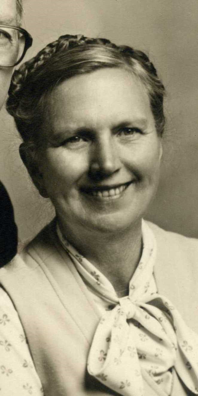 Obituary of Barbara June Lemon Zobel