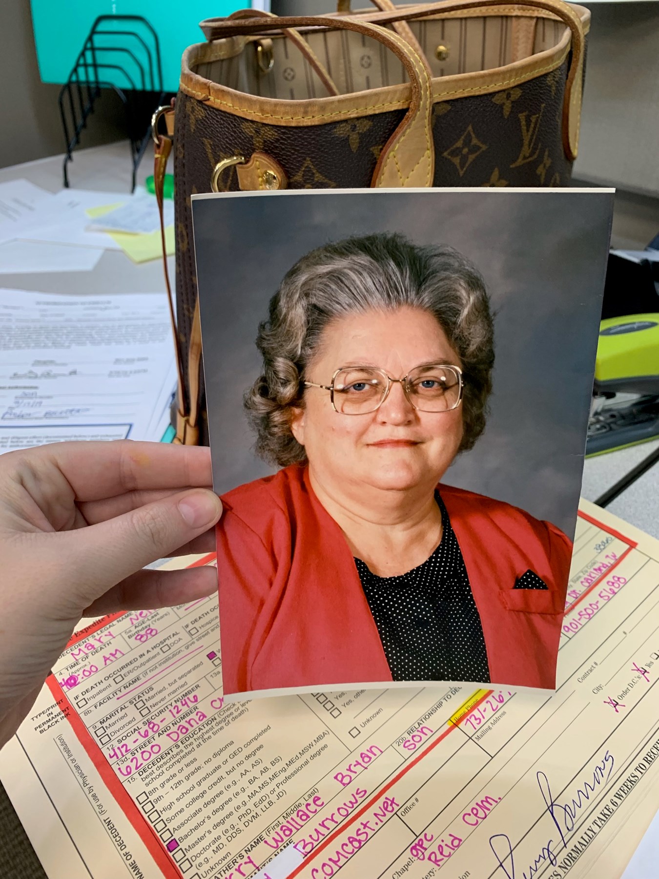 Obituary of Mary Nell Bryan Burrows Connell