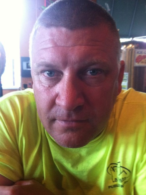 Obituary of Robert Fred Uhe