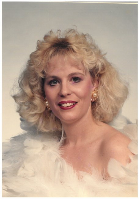 Obituary of Julie Leone Cook