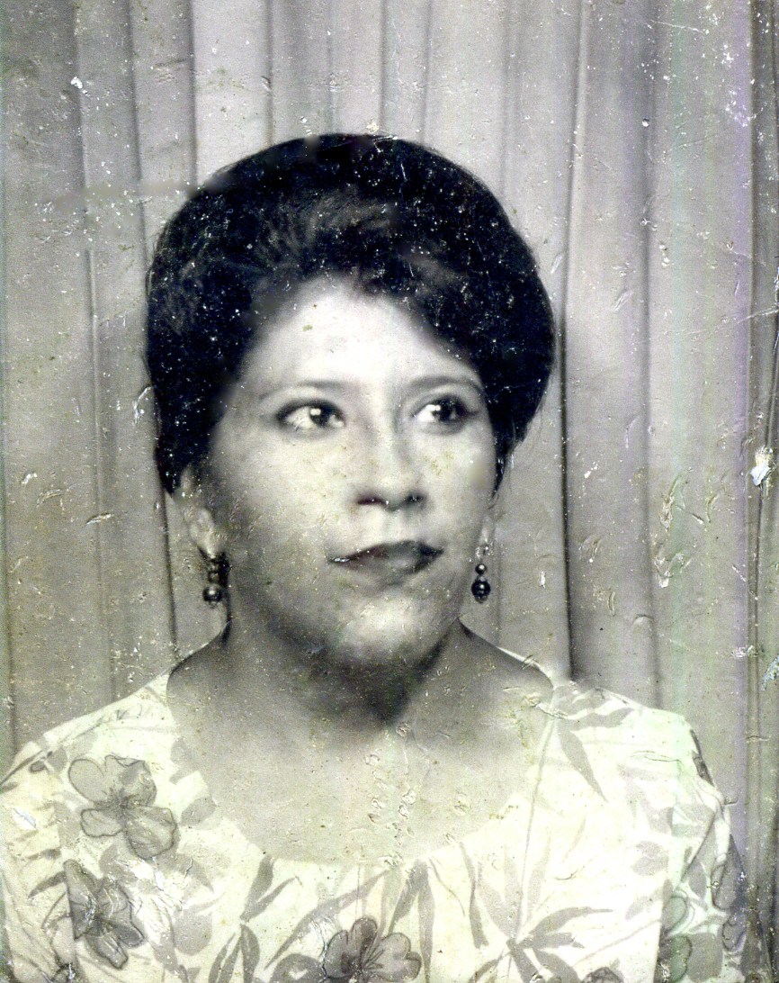 Obituary of Irene "Nena" Lopez