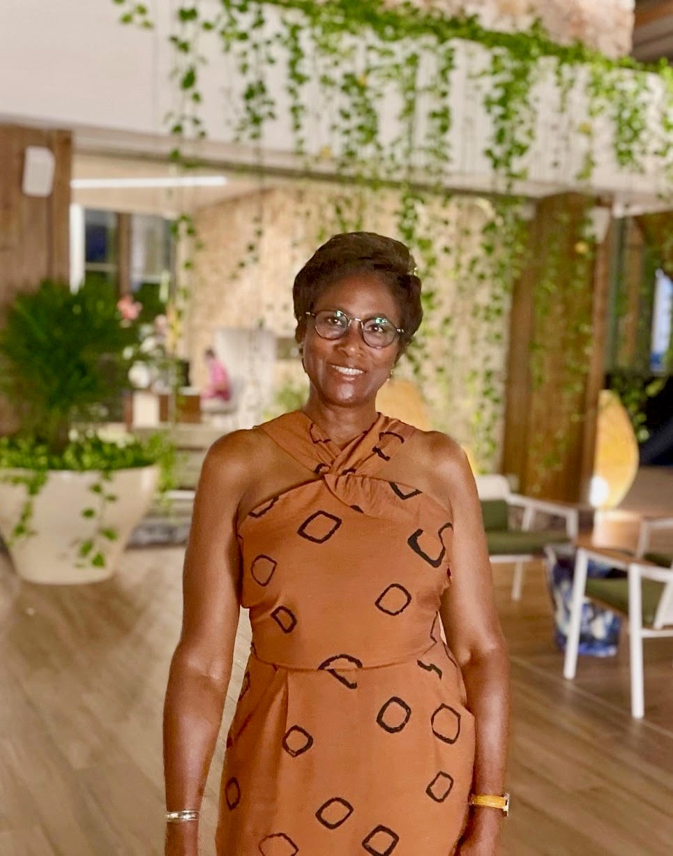 Avis de décès de Roslynn Ann Collins Pitre