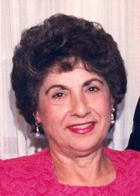 Obituario de Antonietta Bielek
