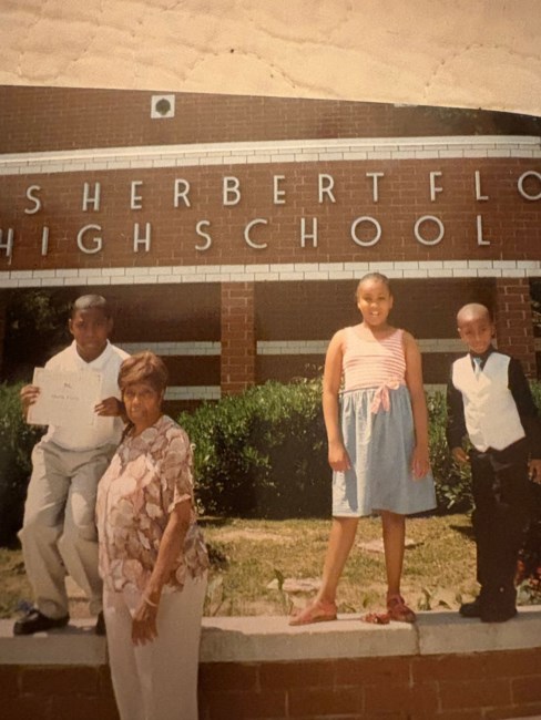 Obituary of Daisy Perry