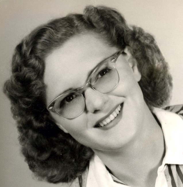 Obituary of Gladys Fowler Whitley