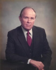 Obituary of Elwood Haynes Hillis