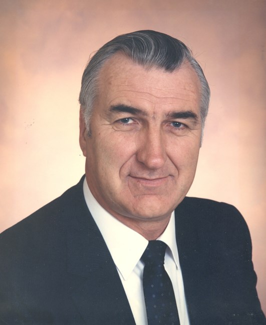 Obituary of Cliff Hoyt