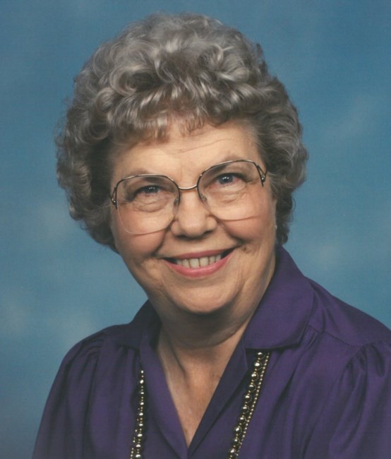 Obituary of Mrs. C.B. (Lois McKee) Campbell