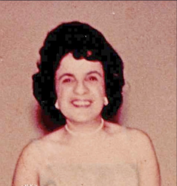 Obituary of Rose Marie Kelly
