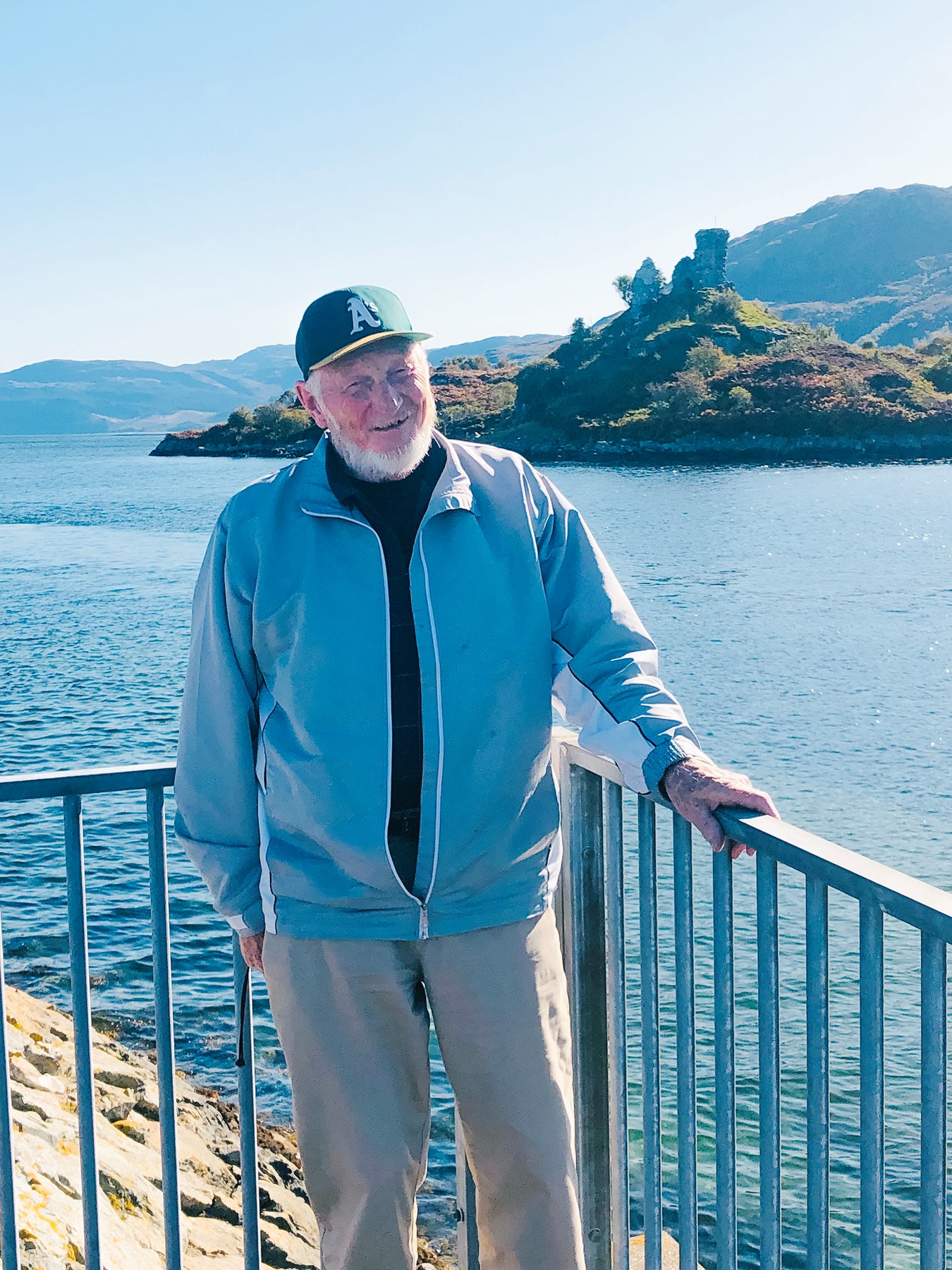 Obituary of Morris Neil MacKinnon