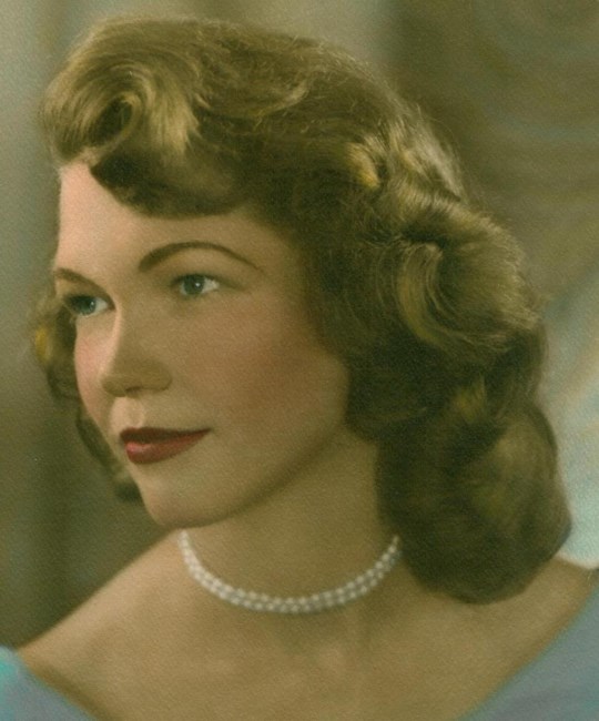 Obituario de Mrs. Marilyn June Adams