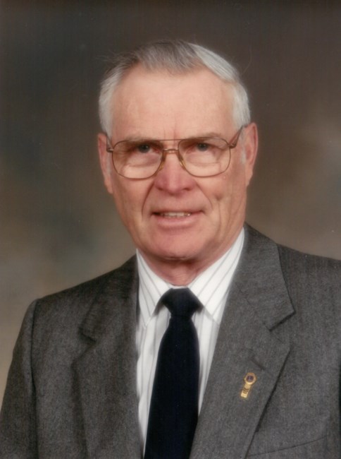 Obituary of Manley James Lawton