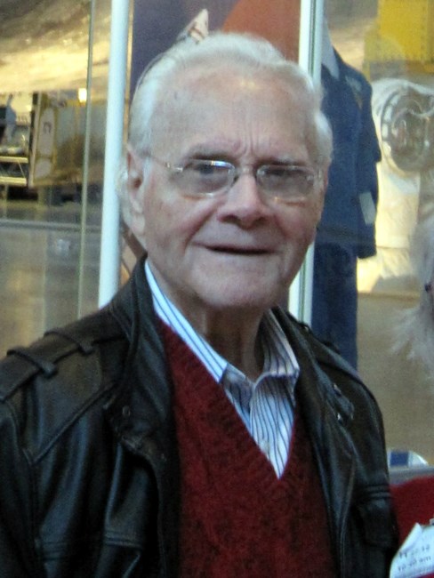 Obituary of Johnnie Frank Hajek Sr.