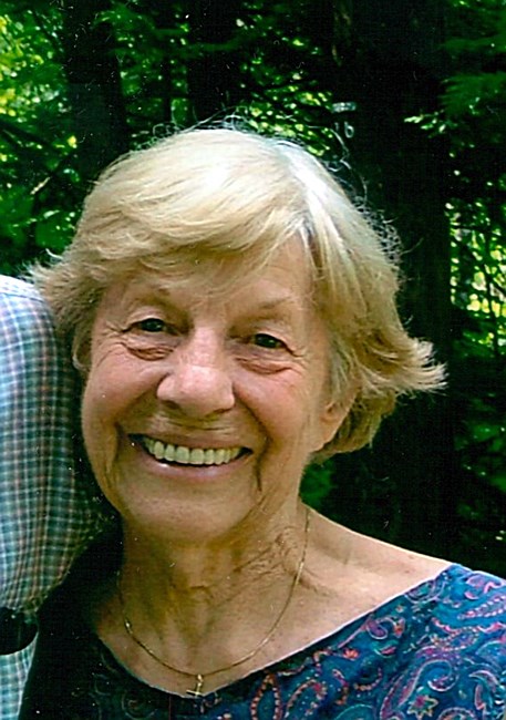 Obituary of Yvette H Bennett