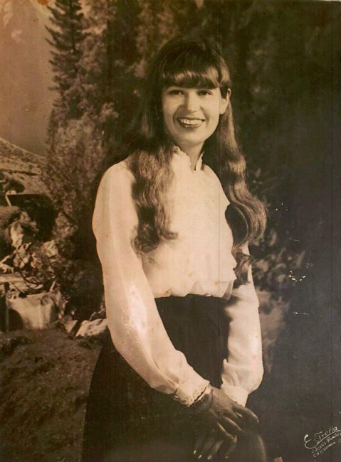 Obituary of Emma Vazquez de Contreras