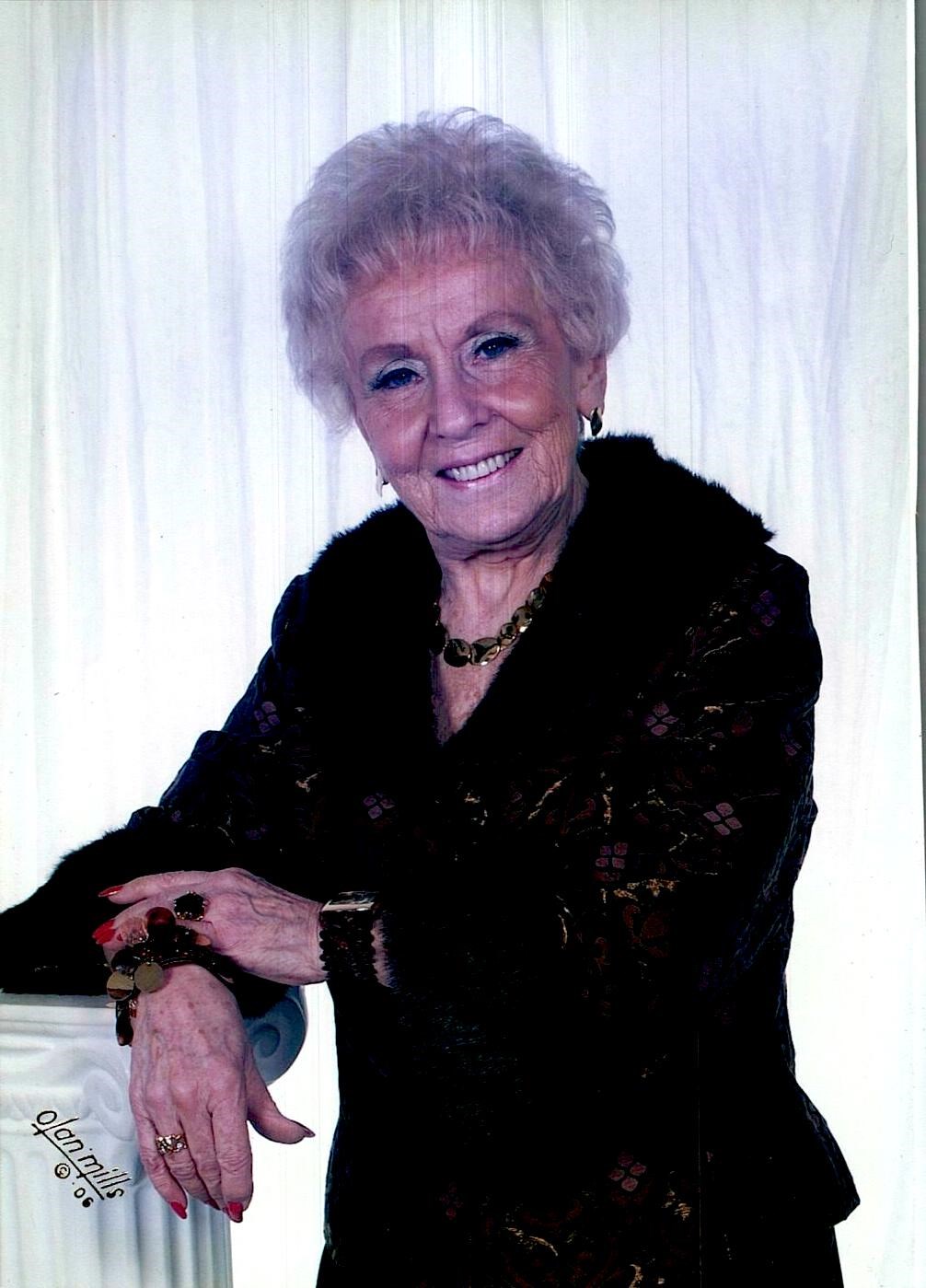 Obituary of Marjorie E. Nieman