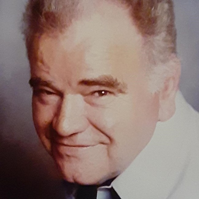 Obituary of Basil R Bragg