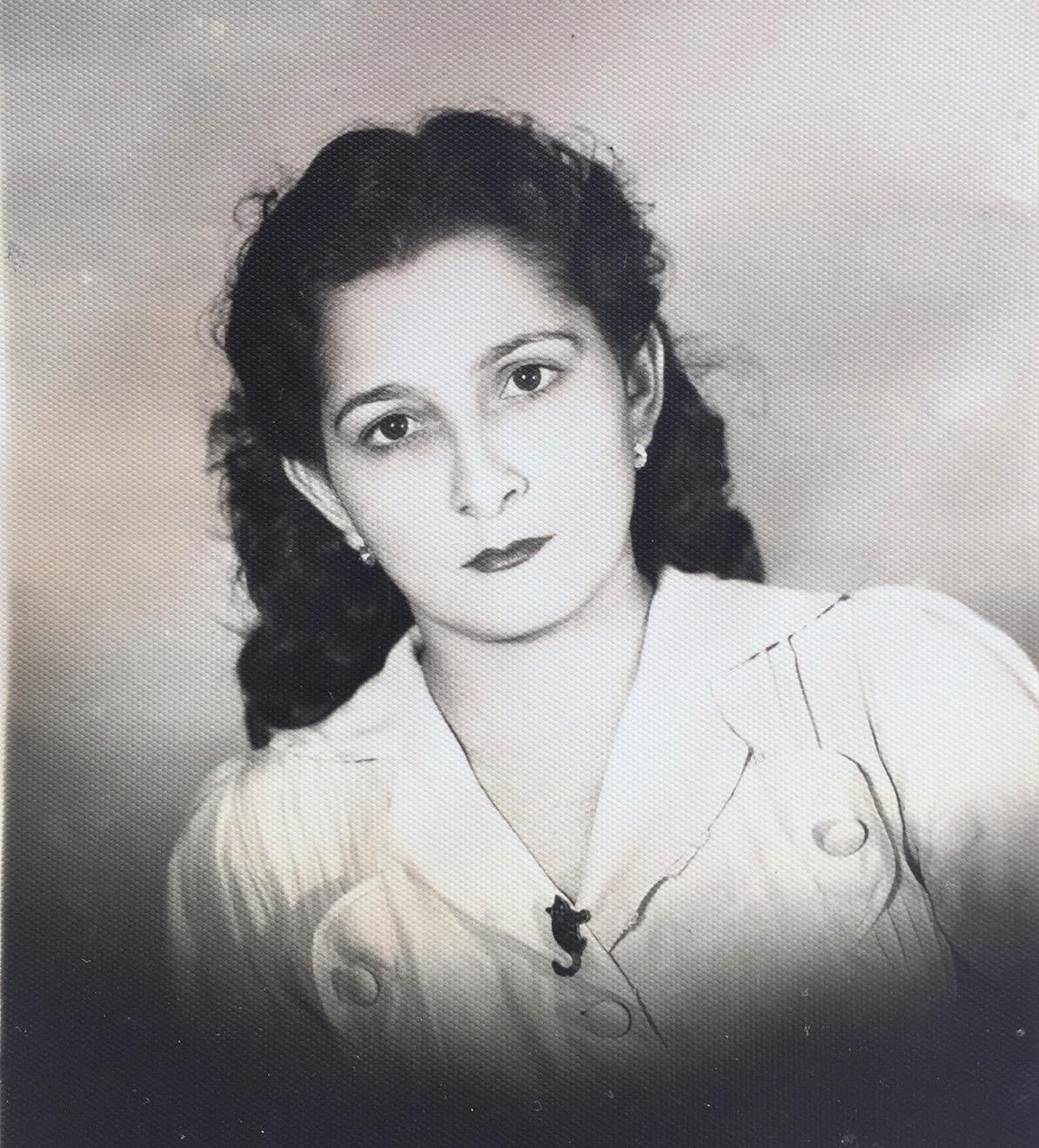 Obituary of Sarah Luca Santiago