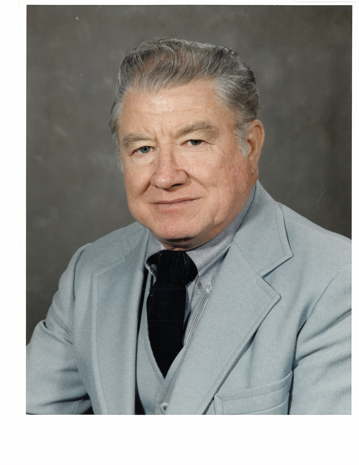 Obituary of Lloyd George Williamson