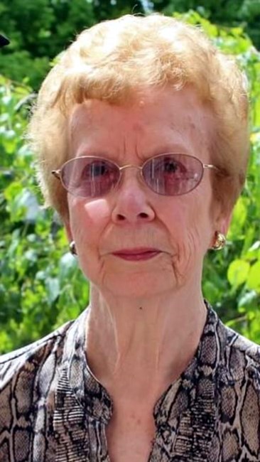 Obituario de Bonnie W. Leach
