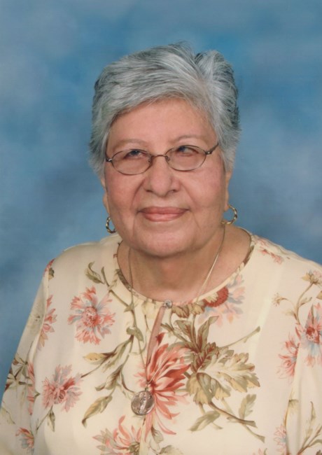 Obituary of Gloria P. Vasquez