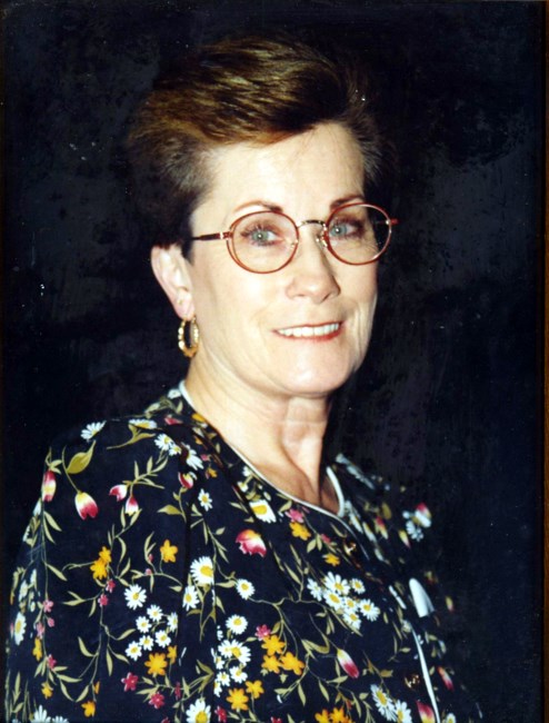 Obituary of Patricia "Patti" Chumley Smith Russell