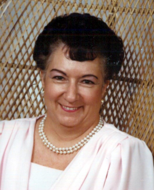 Obituario de Mary Louise Selvey