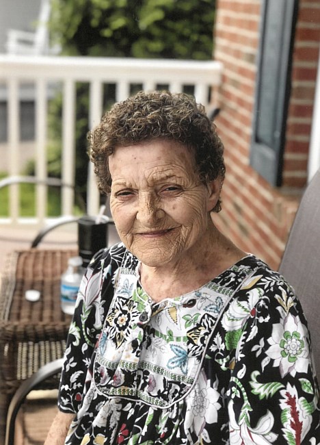 Obituary of Louise Hutchins