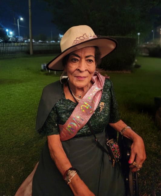 Obituary of Amilia Argomaniz Manzano