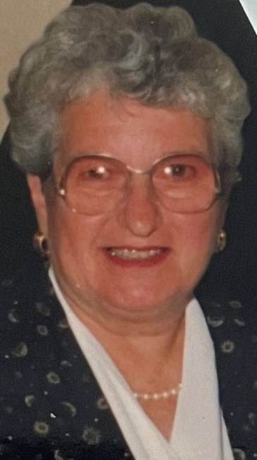 Obituary of Lillian Lawler Griswold