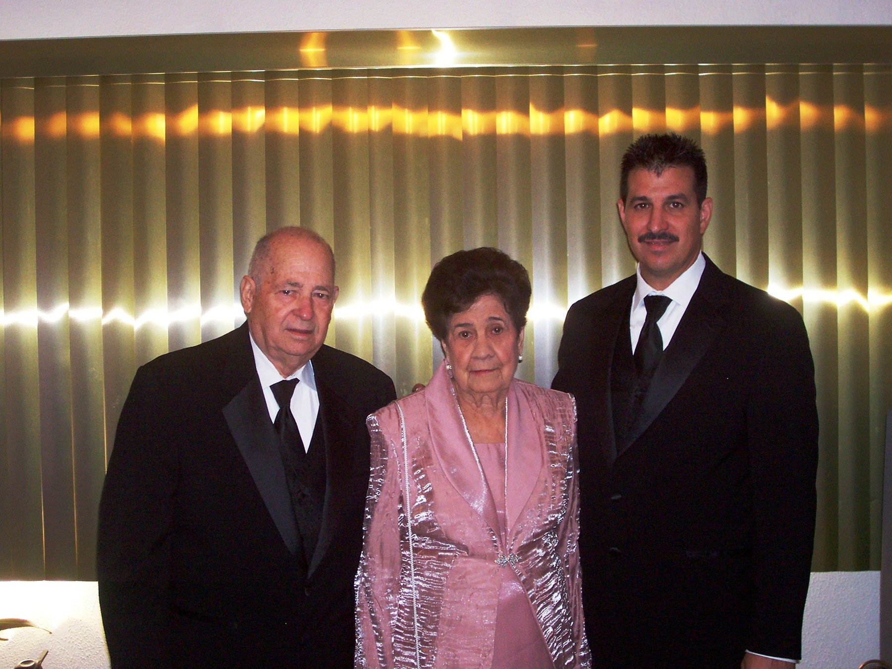 Obituary of Esther Maria Hernandez