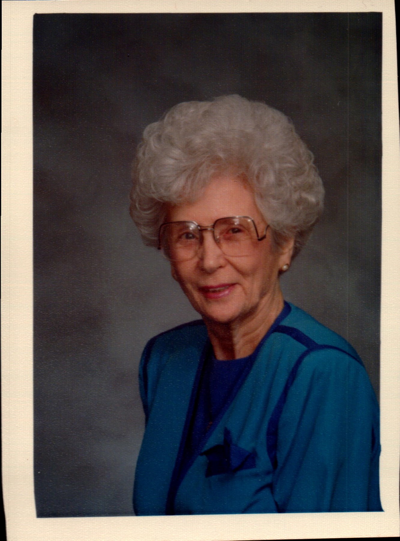 Obituary of Mary Louise Bush