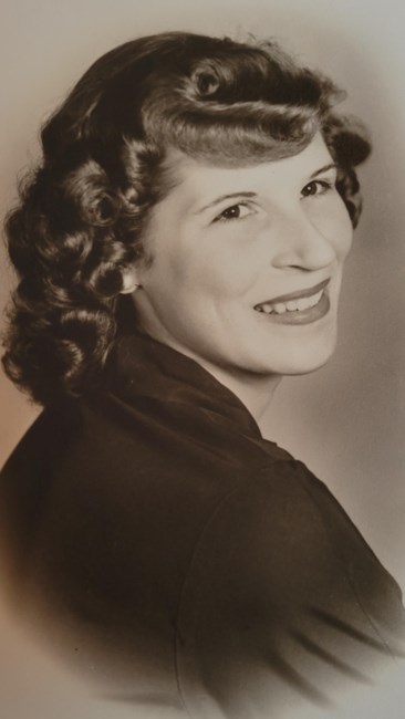 Obituary of Deloris May Showen