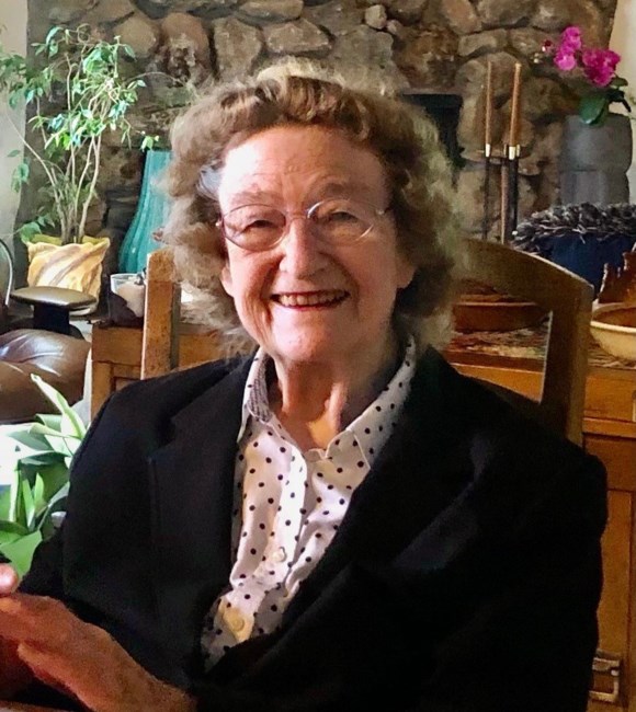 Obituary of Vivian Frances Curry