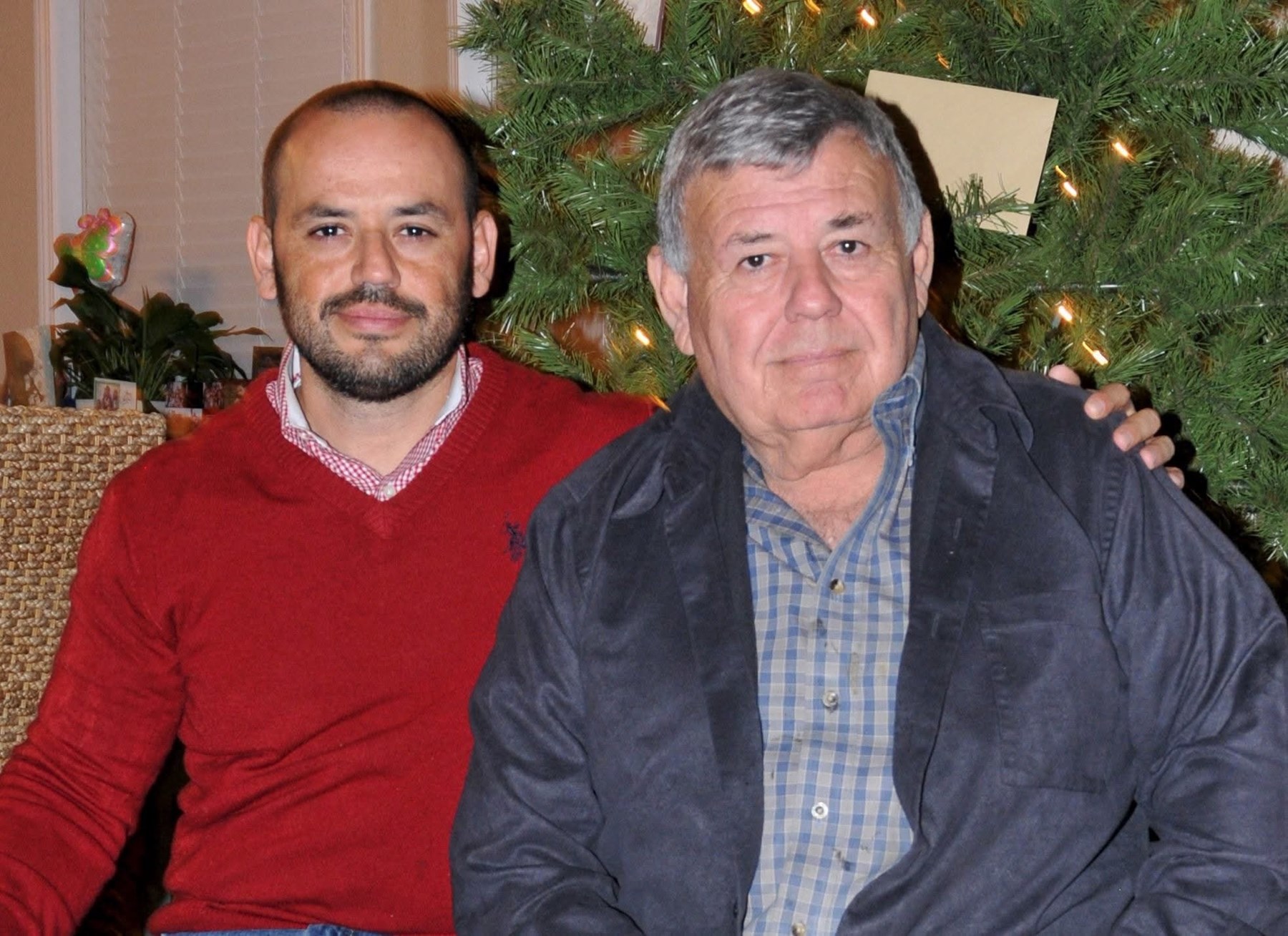 Obituary of Roberto Salinas