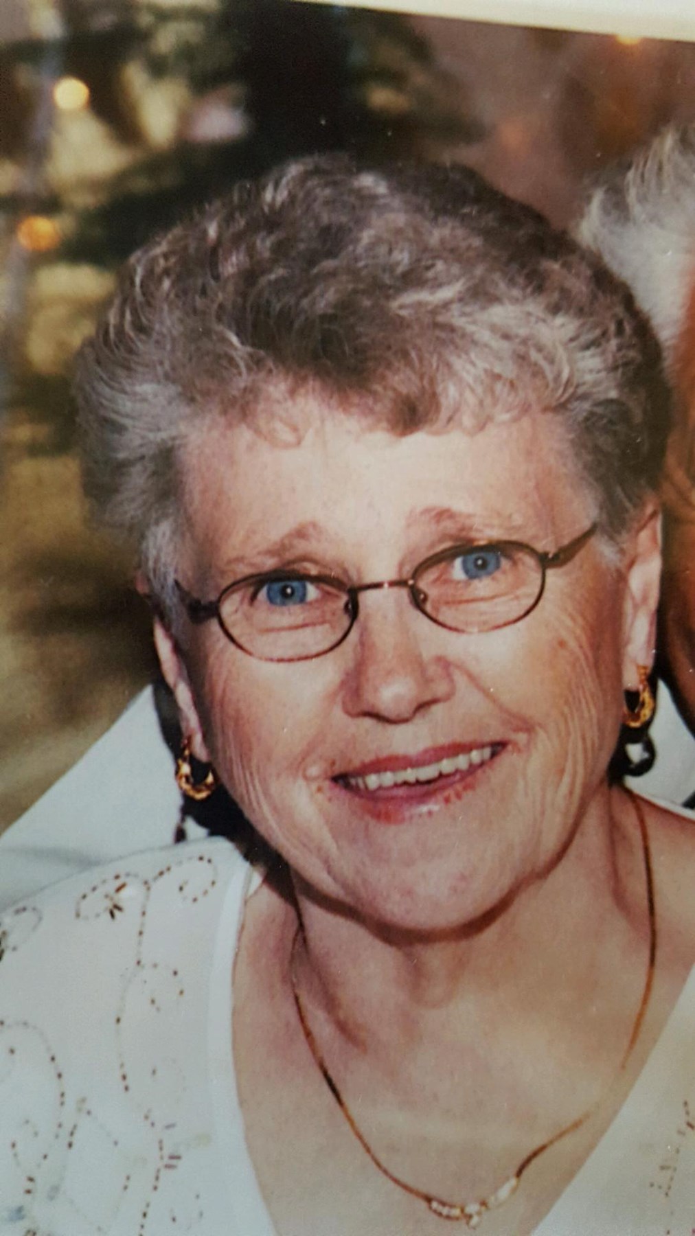 Obituary of Edna L Lewis Kephart