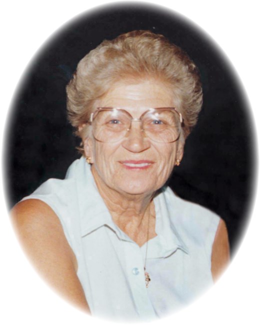 Obituario de Helen Maxine Casey