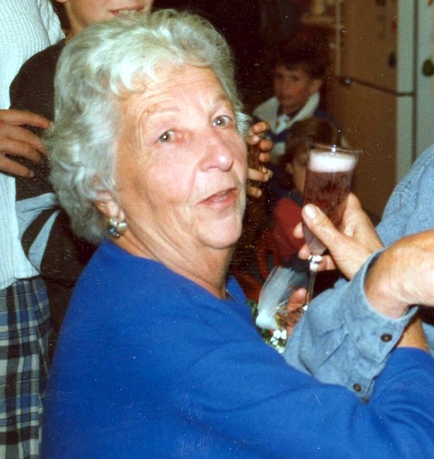 Obituary of Harriet Lee Maloney