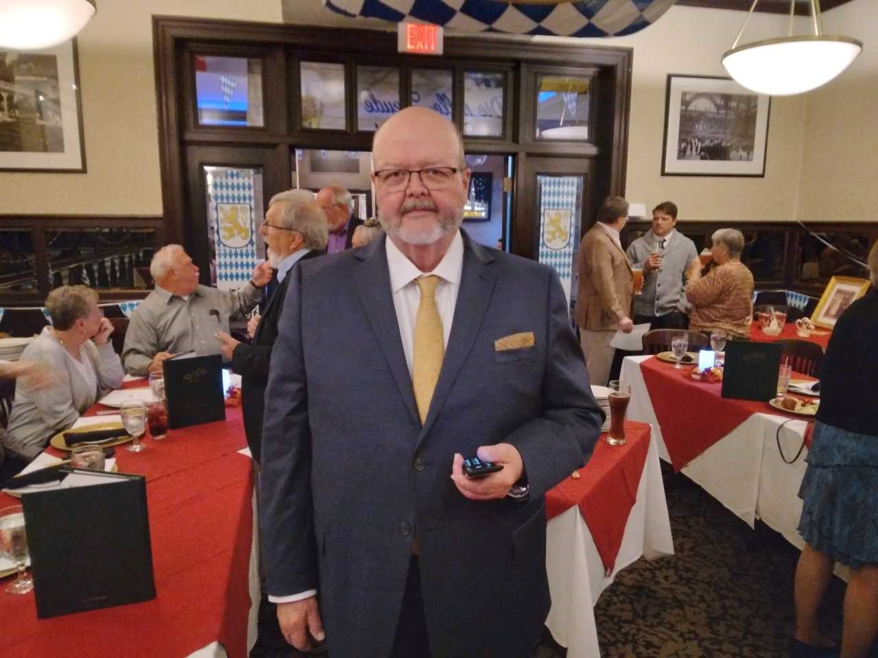 Obituary of Walter O. Usener