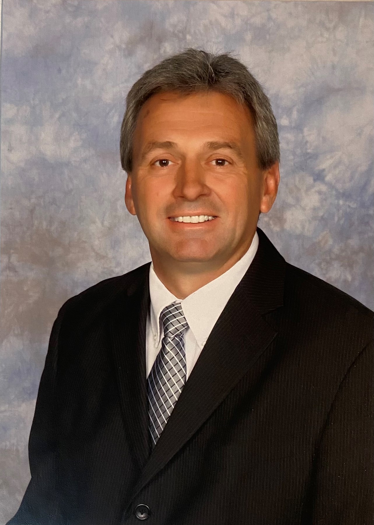 Obituary of Larry Hilton