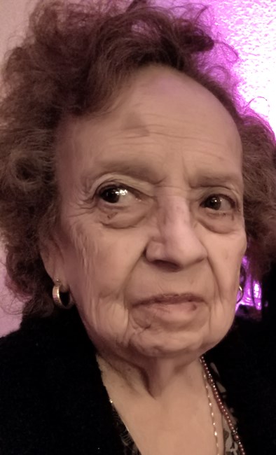 Obituary of Genoveva Lopez