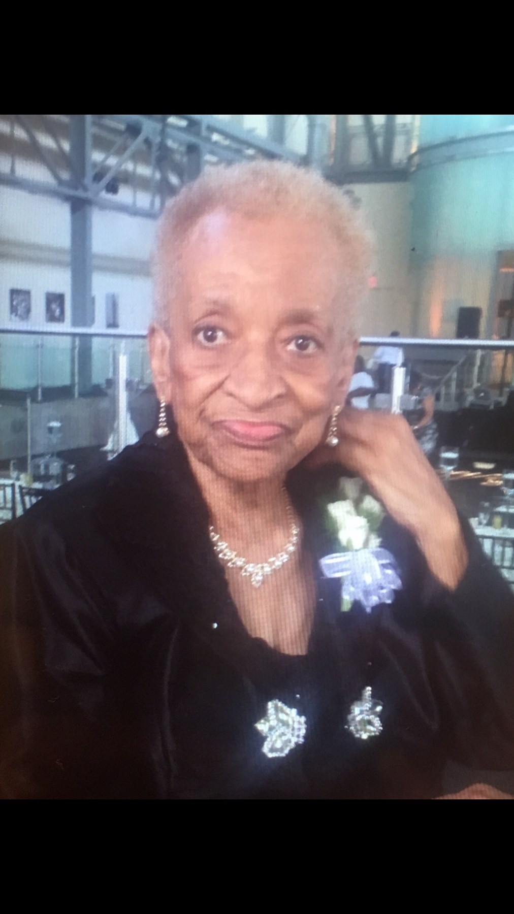 Obituario de Minnie Louise Johnson