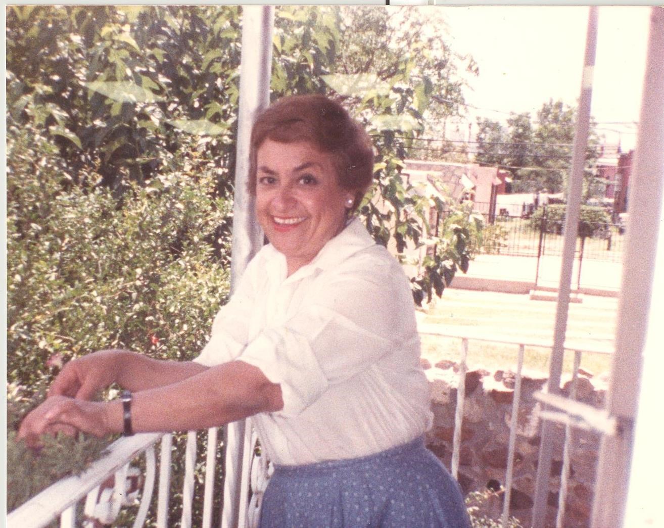 Obituario de Alicia H. Solis