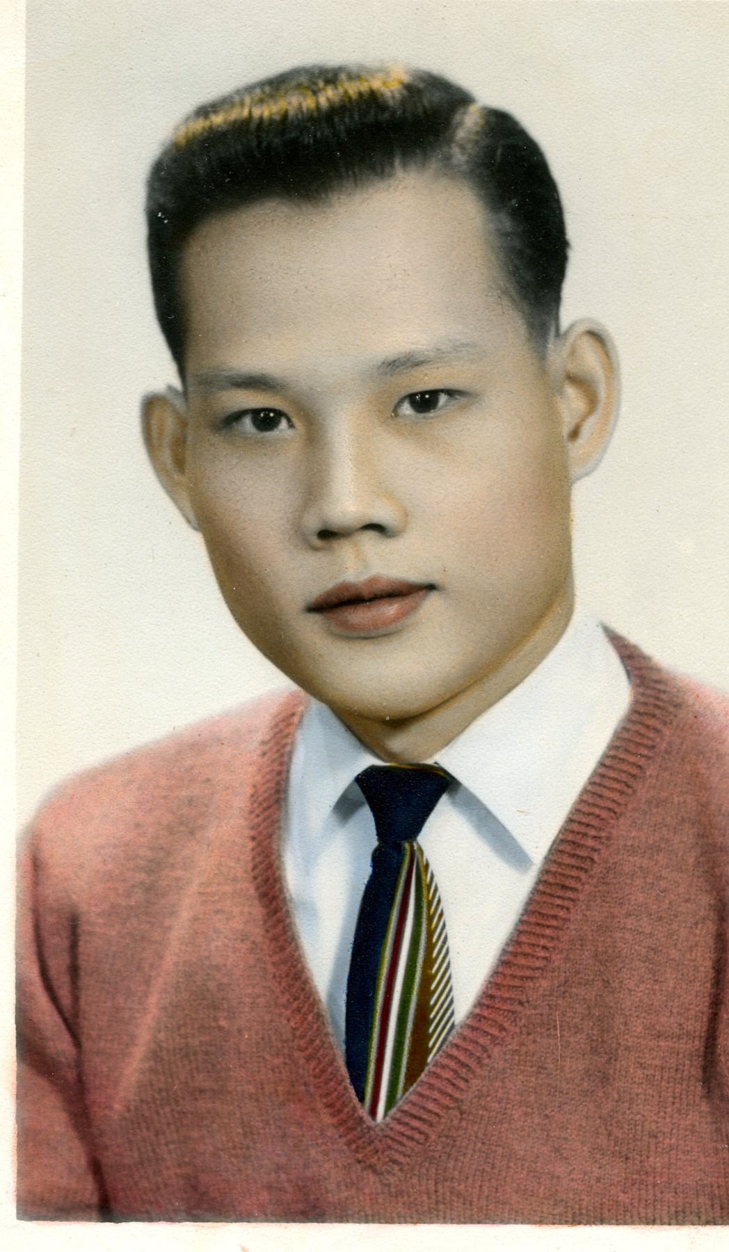 Obituary of Mr. Leong Chuen Lee        李亮泉