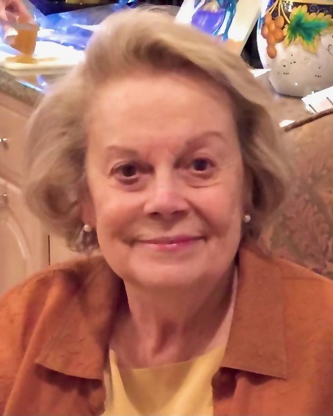 Obituario de Estela T. Bustamante