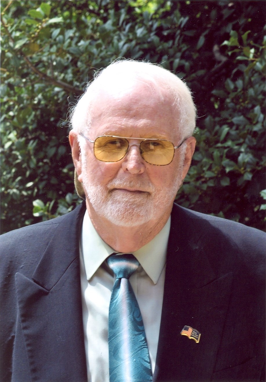 Obituary of Lewis G Holmes