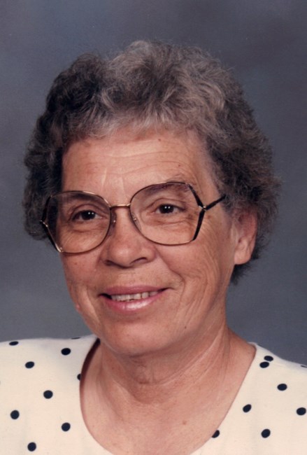 Obituary of Phyllis J. Fox