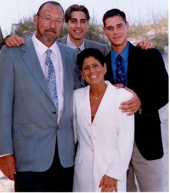 Obituario de Dona Elizabeth Mahler