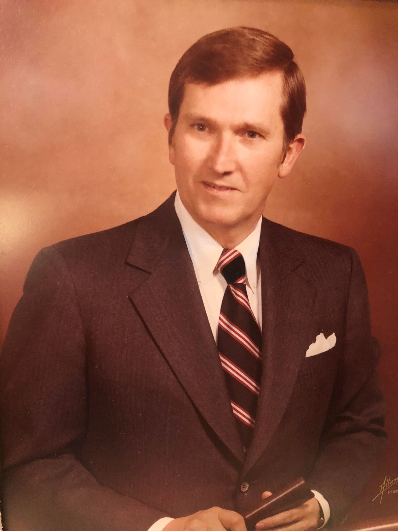 Obituary of Max Whitesell Foust