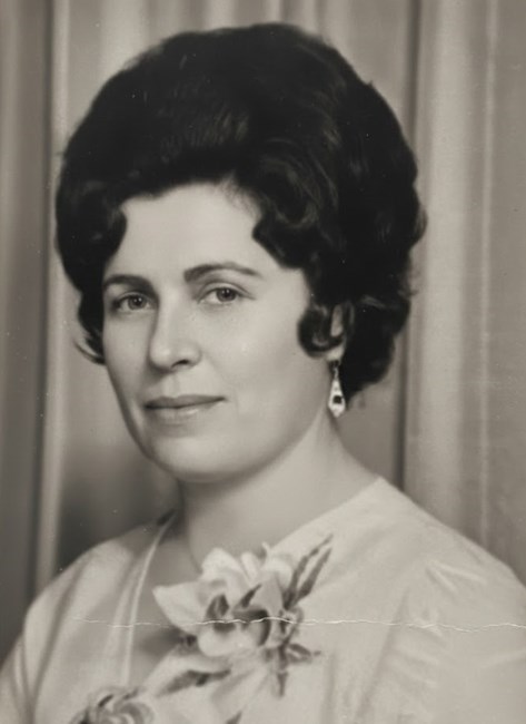 Obituary of Dimitra Tourianis